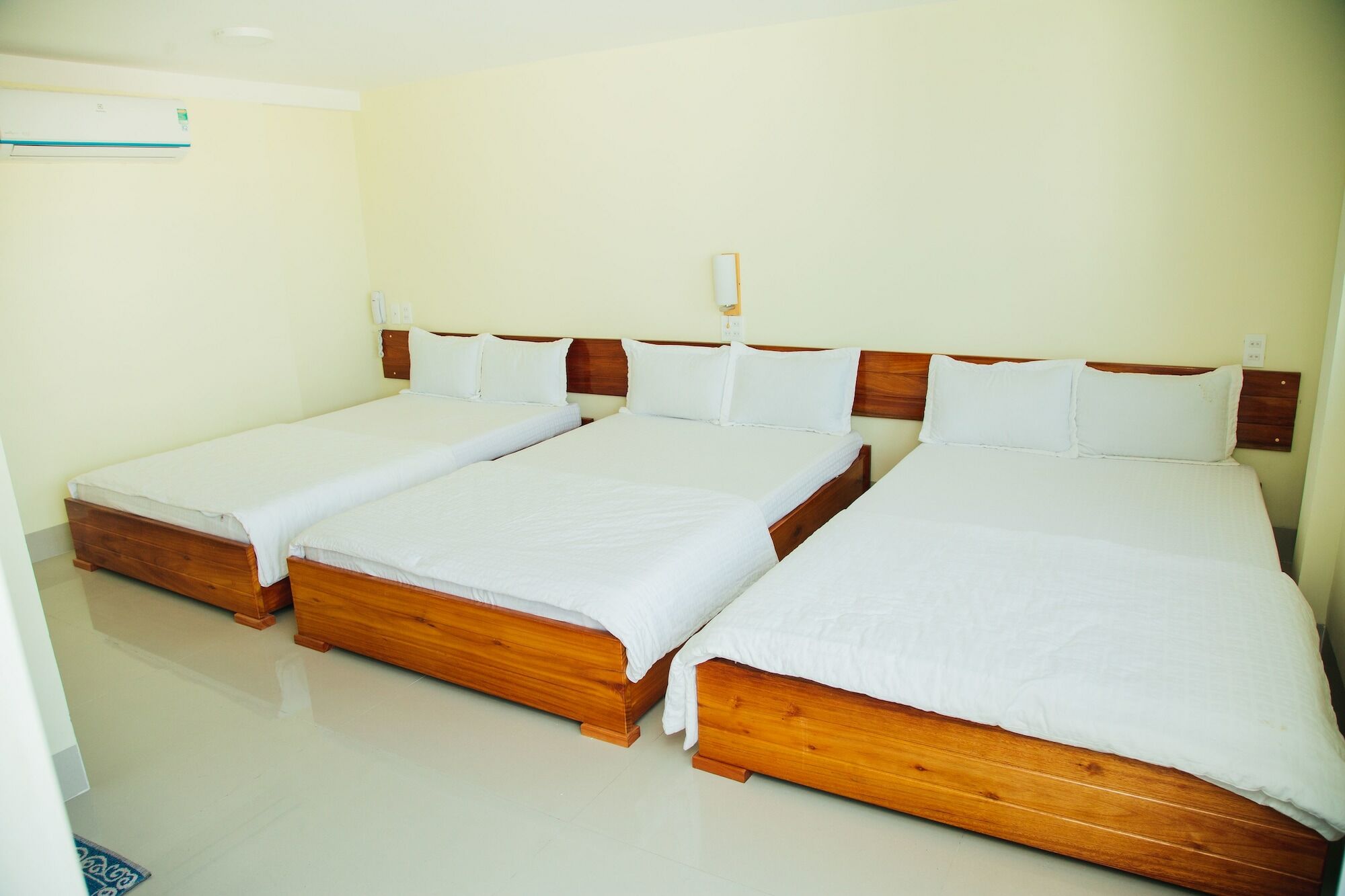 קוי נון Ngoc Huong Hostel & Apartments מראה חיצוני תמונה